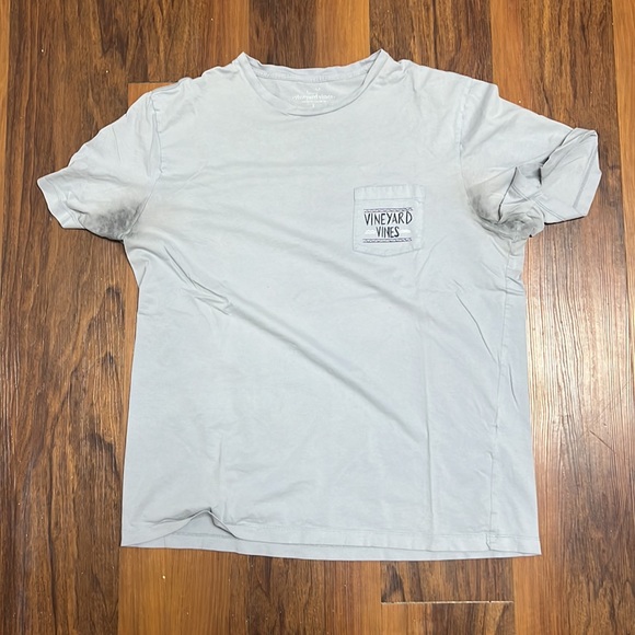 Vineyard Vines T-shirt - Picture 2 of 2